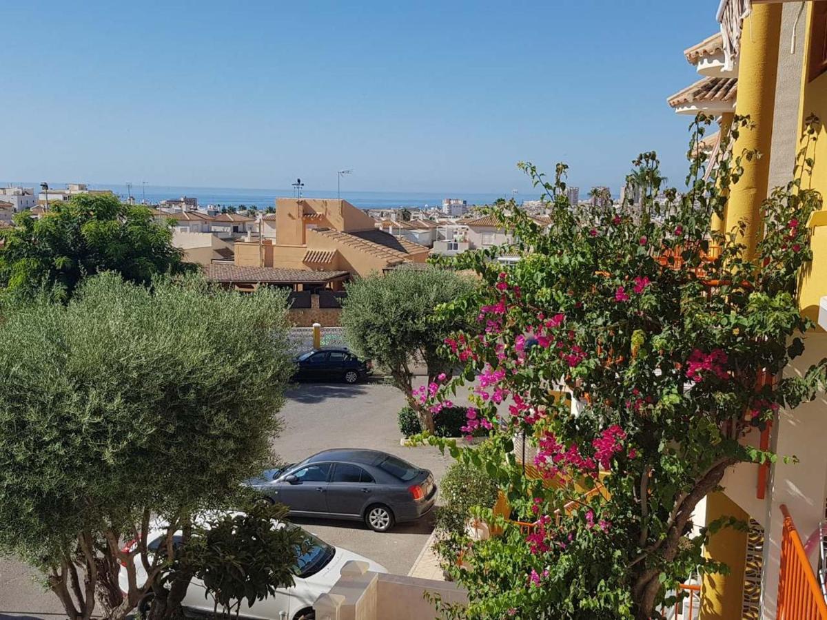 Sunny Apartament Near La Mata Beach Torrevieja Exterior photo